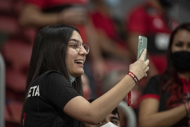 烈的舞台上 烈的舞台上